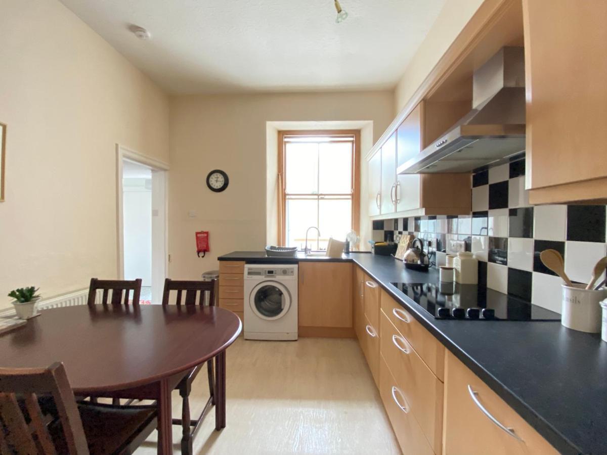 St John'S Flat Spacious Accomodation Dalry  Ngoại thất bức ảnh
